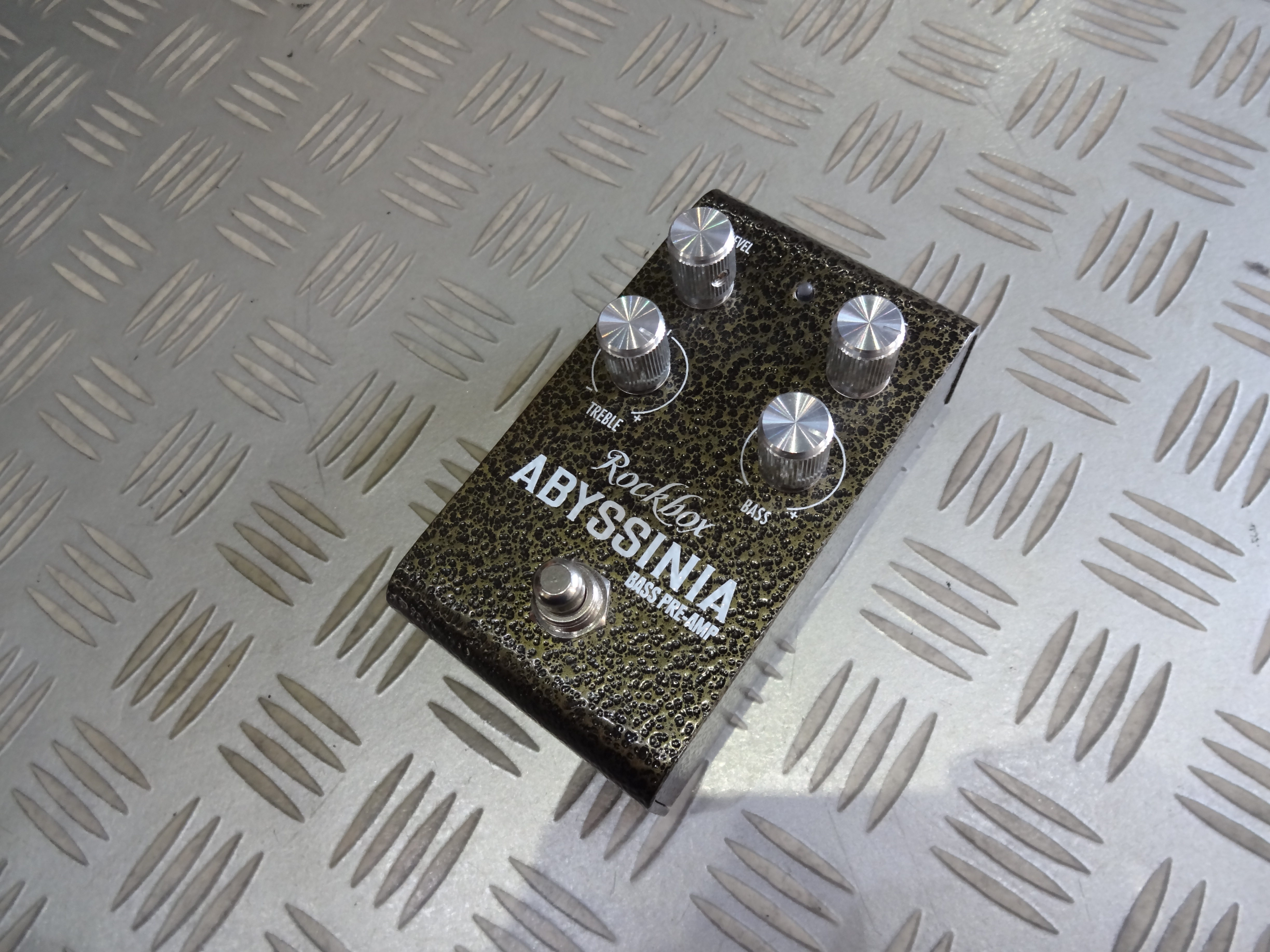 Rockbox Electronics／Abyssinia Bass Preamp【透明感抜群のベース用